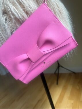 kate spade Bright Pink Bow Wristlet Clutch